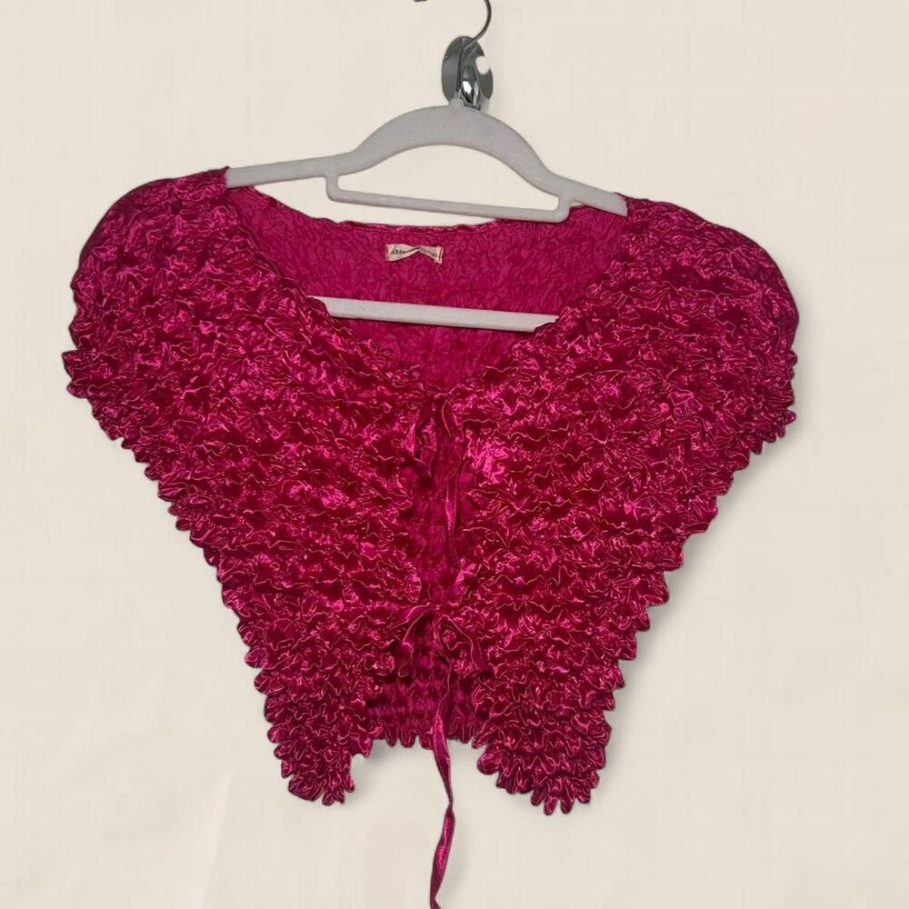 Urban Outfitters Hot Pink Popcorn Bubble Knit Tie Front Top| size OS - Picture 3 of 4
